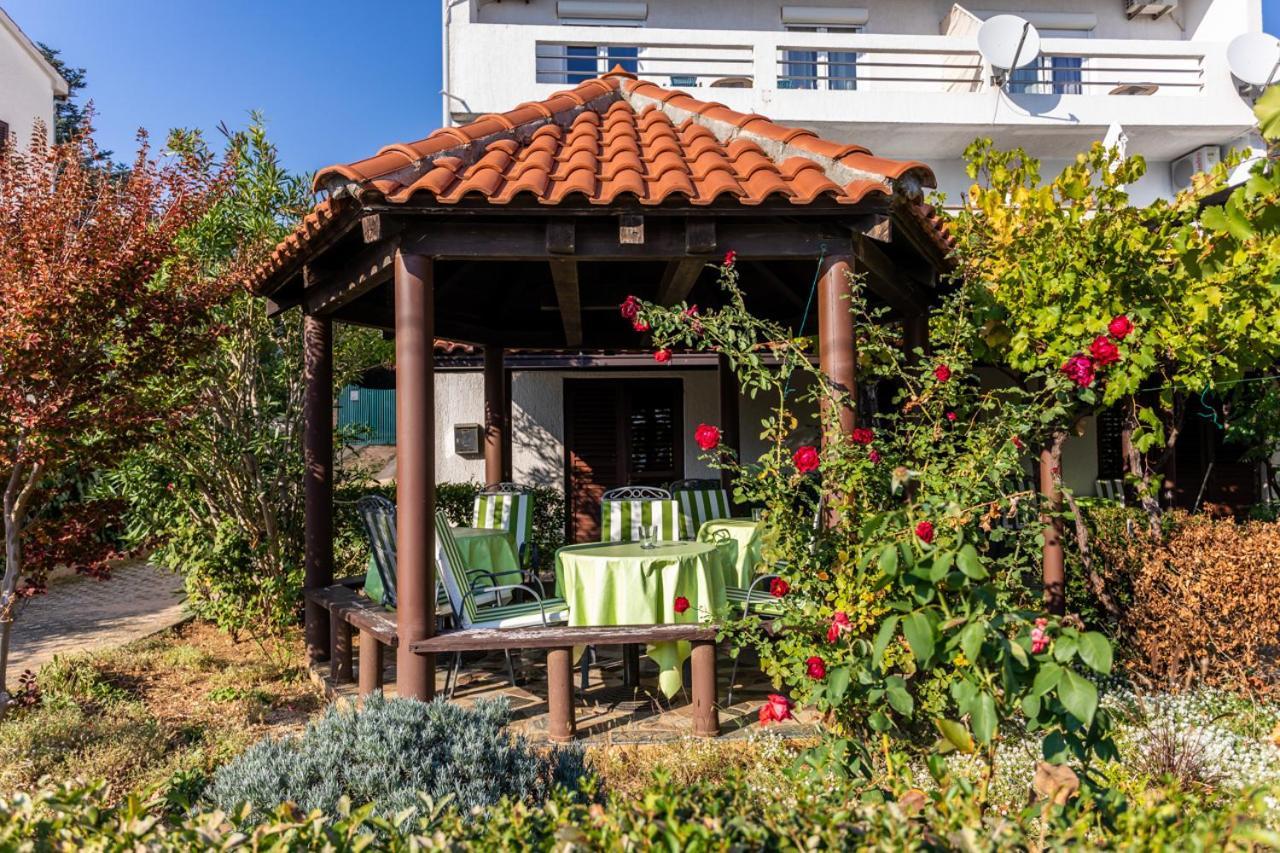 Apartmani Velnic 2 Башка Екстер'єр фото