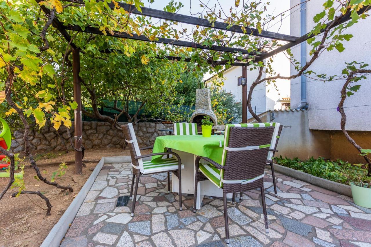 Apartmani Velnic 2 Башка Екстер'єр фото
